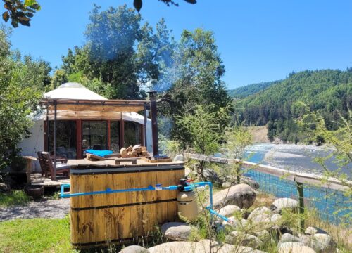 Linares - Glamping Achibueno Yurt - 1 cama Queen, 2 camas Nido - 4 pax